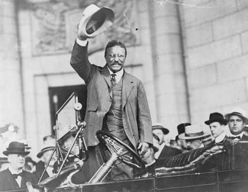 theodore_roosevelt_smiling_waving_hat via servetolead.com