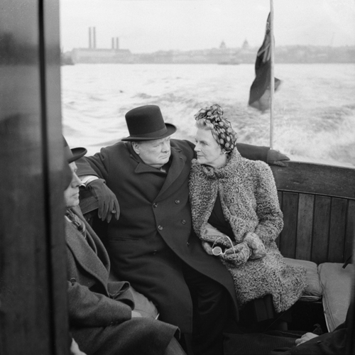 winston_churchill_clementine_churchill_black_and_white_outdoors_boat_1940_via servetolead.com